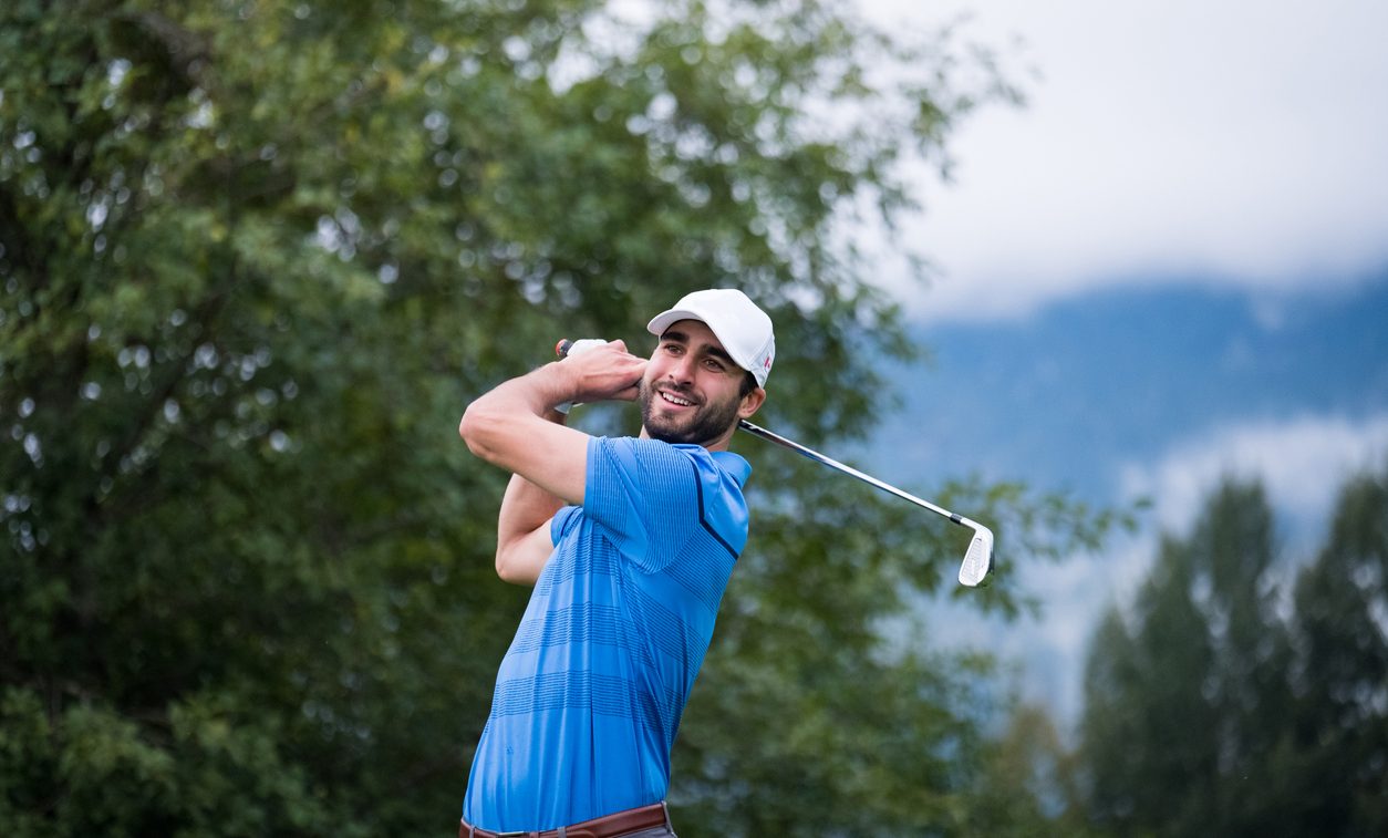 How to hit a golf ball further