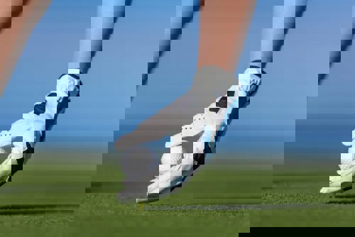 how to clean golf gloves